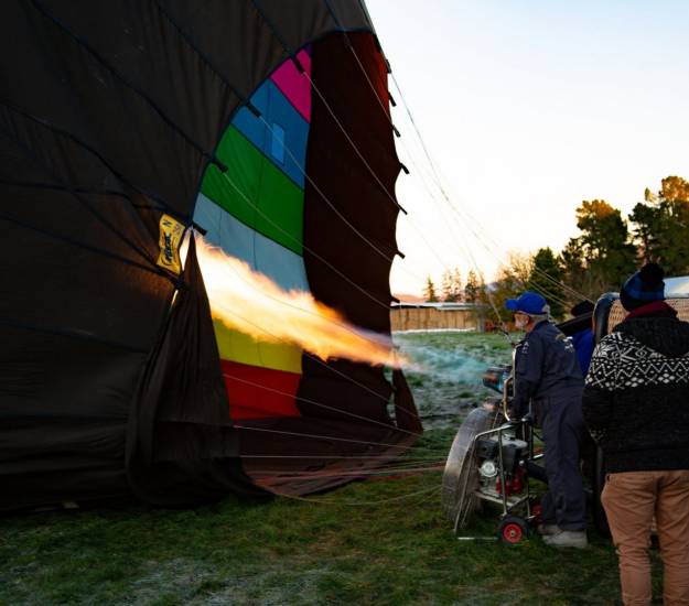 Balloon flame inflation